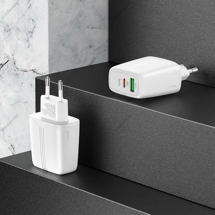 Мережевий зарядний пристрій HOCO N11 Powerful dual port charger Lightning cable 20W White