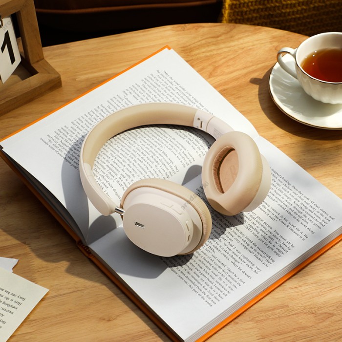 Бездротові Bluetooth навушники BASEUS Bowie D05 Wireless Headphones BT5.3 Creamy-white NGTD020202