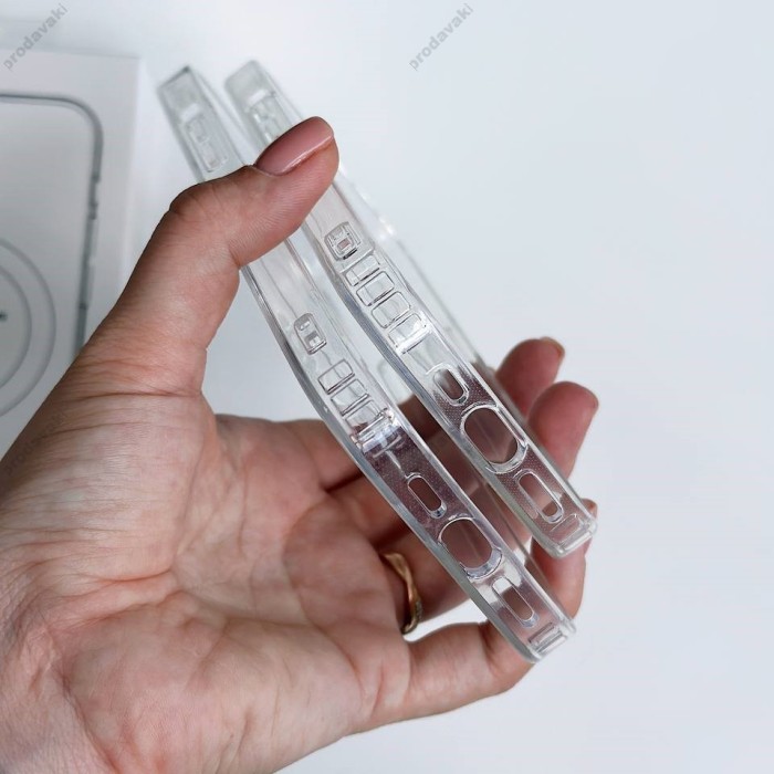 Чохол Clear Case MagSafe для iPhone 15 Plus прозорий