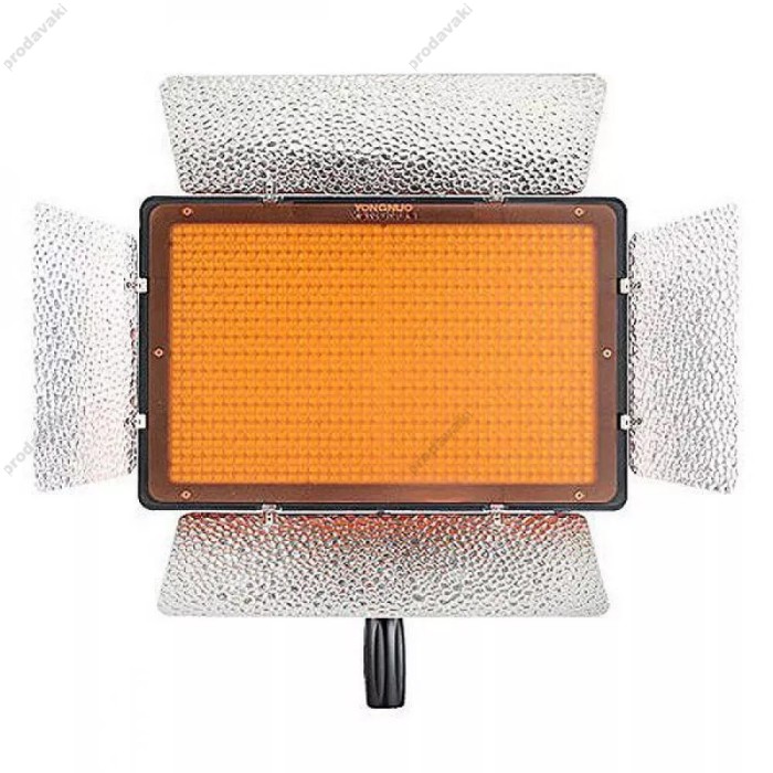 Лампа відеосвітло LED Yongnuo YN1200 72W Light 1200pcs color 3200-5500K + 4 AKБ із зарядним пристроєм та 220v