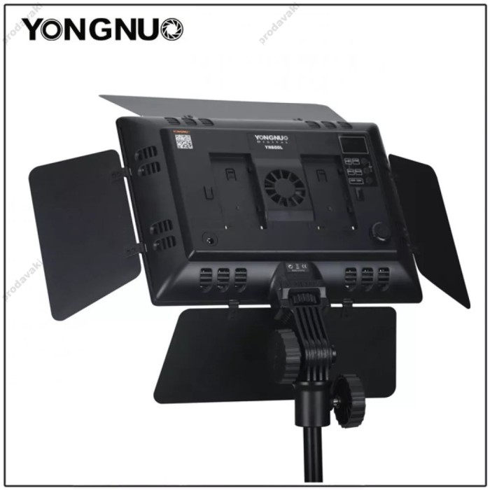 Лампа відеосвітло Yongnuo YN600L 36W color 3200-5600K Light 600 pcs + 2 AKБ із зарядним пристроєм