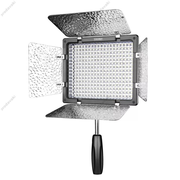 Лампа відеосвітло Yongnuo LED YN300 IV RGB White 18W Lights 376pcs+ AKБ із зарядним пристроєм для акб і 220v