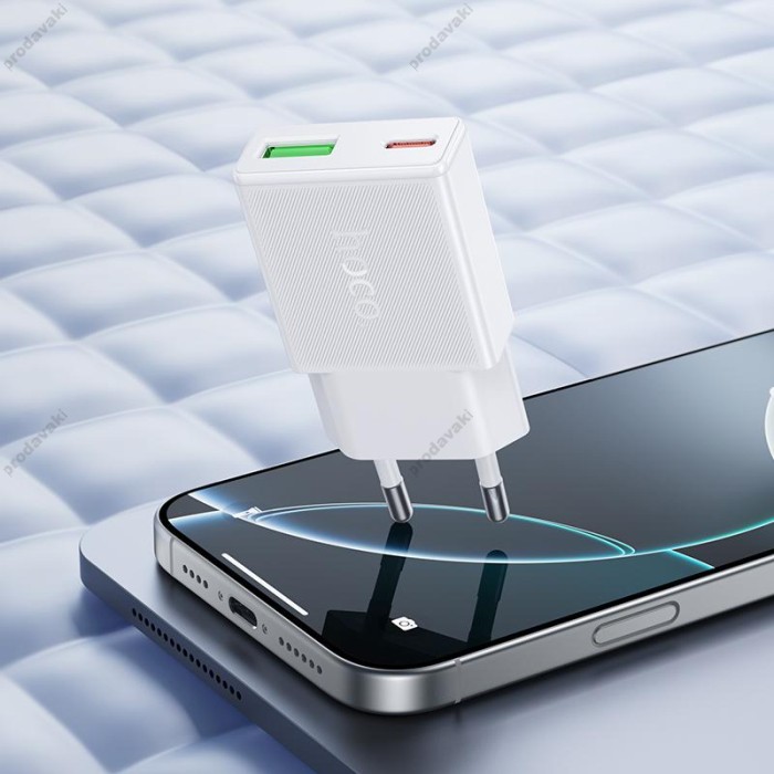 Мережевий зарядний пристрій HOCO N73 Speed PD ultra-thin charger charger 20W White