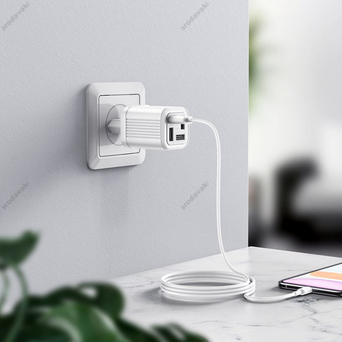 Мережевий зарядний пристрій HOCO C84A Resolute four-port charger 17W White