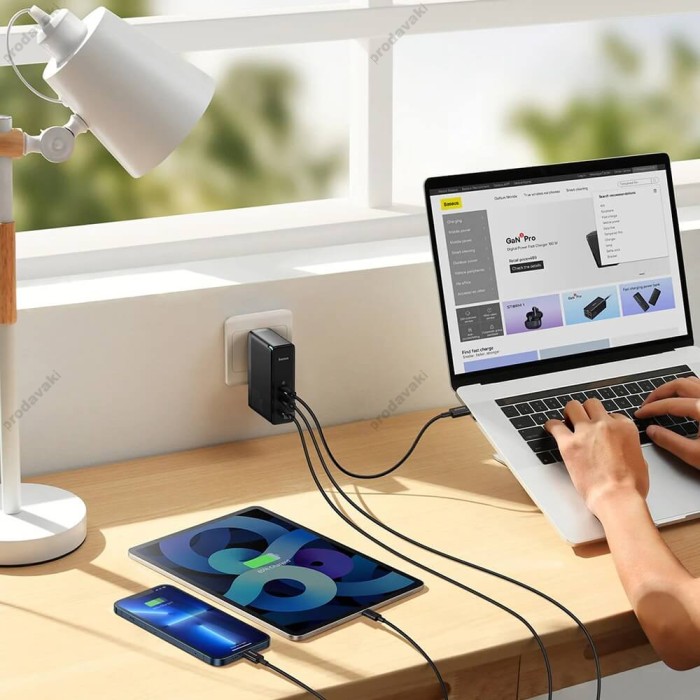 Мережевий зарядний пристрій Baseus GaN5 Pro Fast Charger 2C+U Type-C cable 140W Black CCGP100201