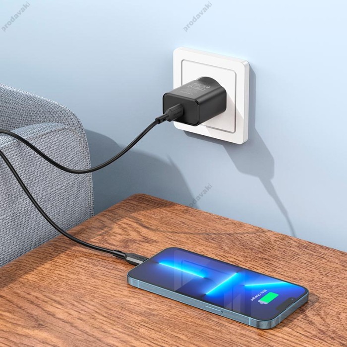 Мережевий зарядний пристрій Borofone BA71A Power single port charger 20W Black