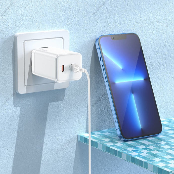 Мережевий зарядний пристрій Hoco N23 Astral Lightning cable 45W White