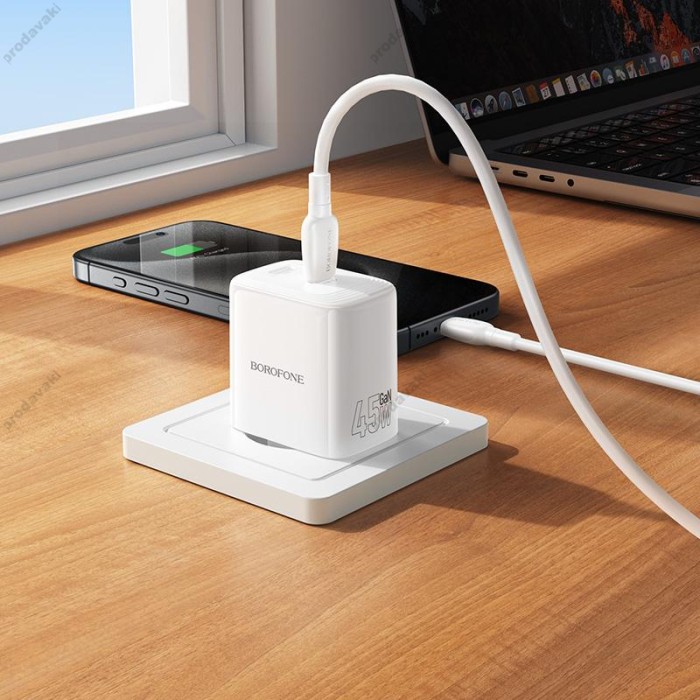 Мережевий зарядний пристрій Borofone BN31 Cargador dual port charger 45W White