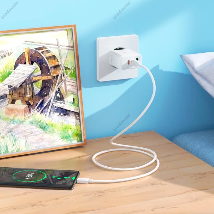 Мережевий зарядний пристрій HOCO C126A Pure power three-port 40W White