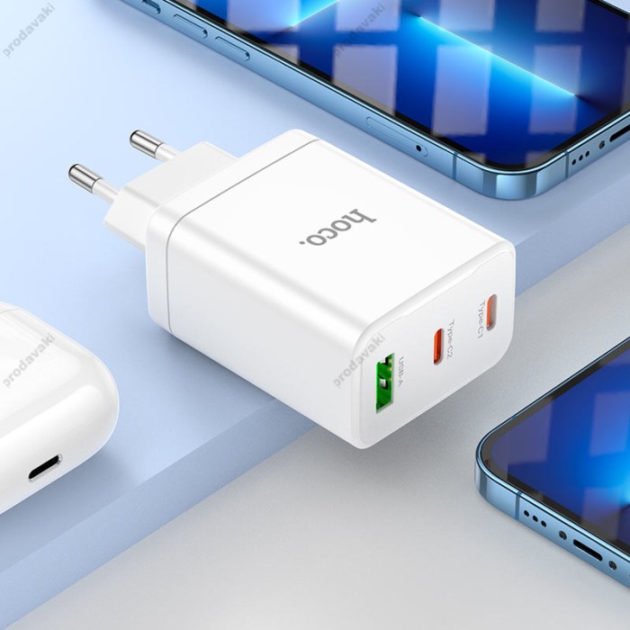 Мережевий зарядний пристрій Hoco N33 Start three-port charger Lightning cable 35W White