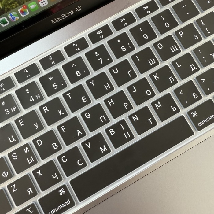 Силіконова накладка xVibe для MacBook Air 13 Black UA