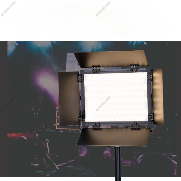 Лампа відеосвітло LED CH YB-500C 50W RGB