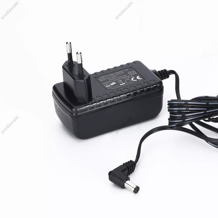 Блок живлення YongNuo 12V 2A 24W для відеосвітла та кільцевої лампи (FJ-SW1202000E)