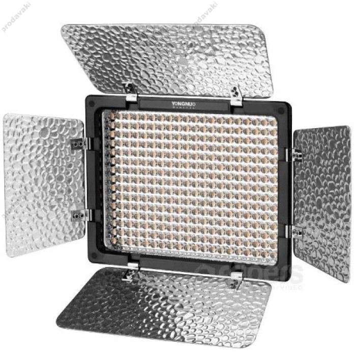 Лампа відеосвітло Yongnuo LED YN300 IV RGB White 18W Lights 376pcs+ AKБ із зарядним пристроєм для акб і 220v