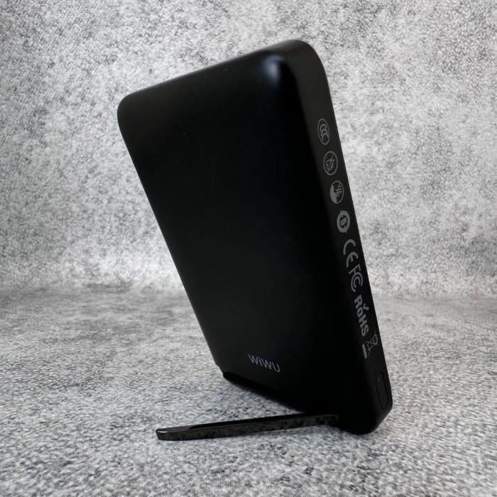 Повербанк портативний акумулятор Power bank Wiwu Wi-P043 MagSafe магнітний 20W 10000 mAh Black