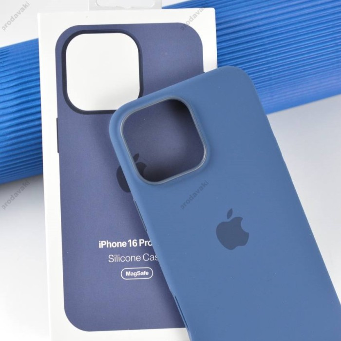 Чохол Silicone Case with MagSafe for iPhone 16 Lake Green